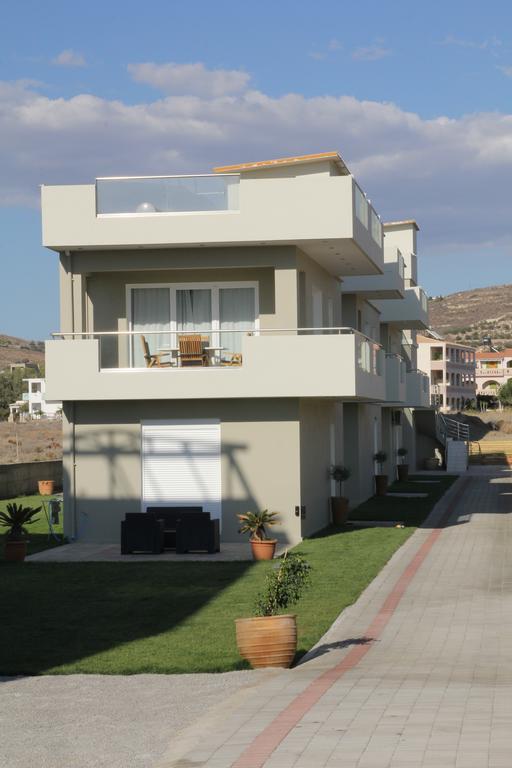 Holiday Luxury Villas Kalamaki  Exterior photo